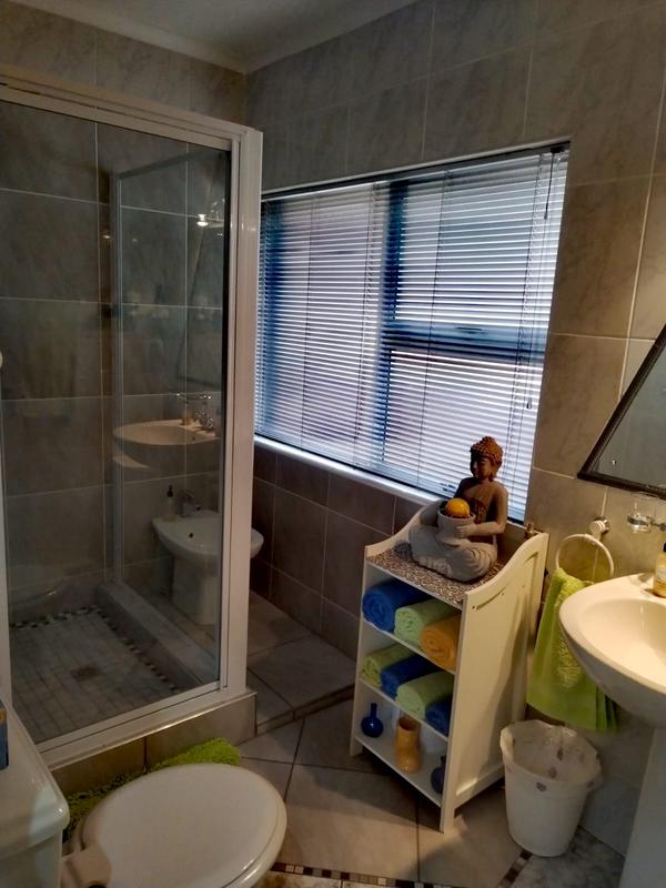 3 Bedroom Property for Sale in Gordons Bay Western Cape